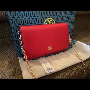 Tory Burch Robinson Chain Wallet